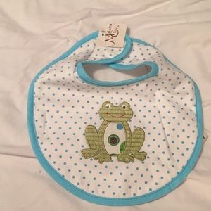 NWT Madison Chic frog bib